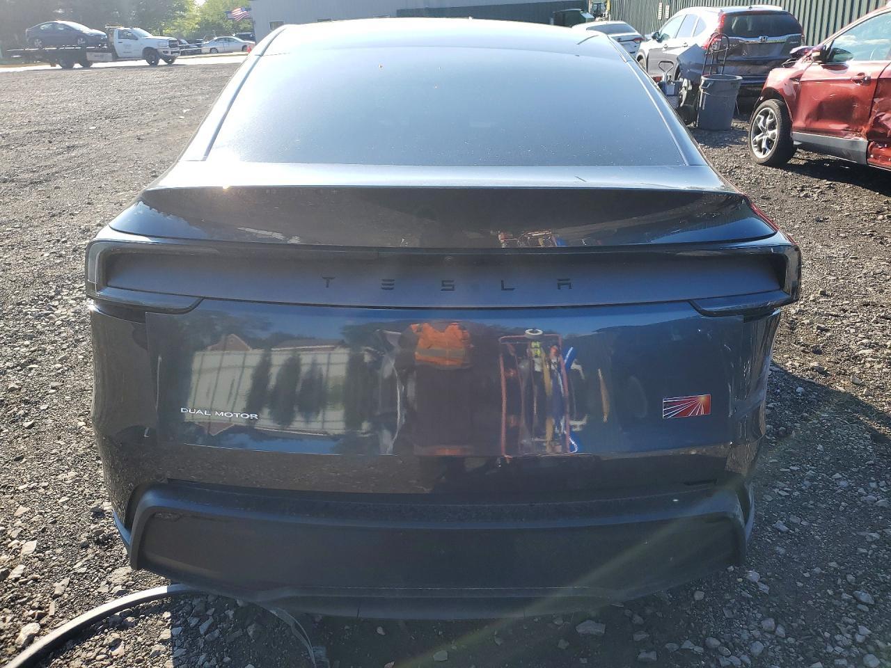 2026 Tesla Model Y - Image 6