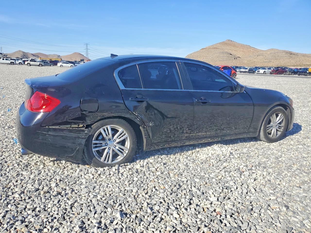 2013 Infiniti G37 Sedan X - Фото 3