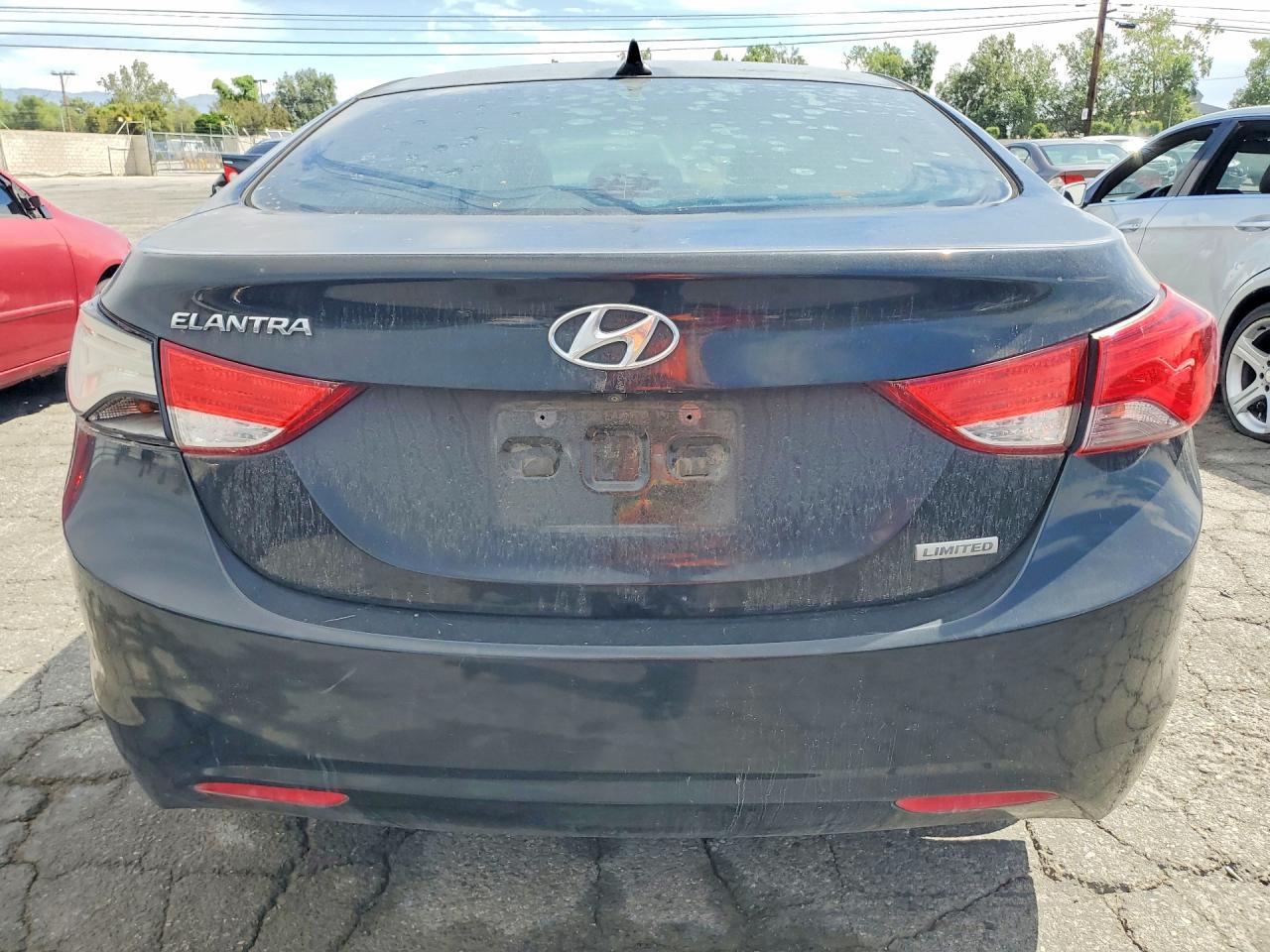 2012 Hyundai Elantra Limited - Фото 6