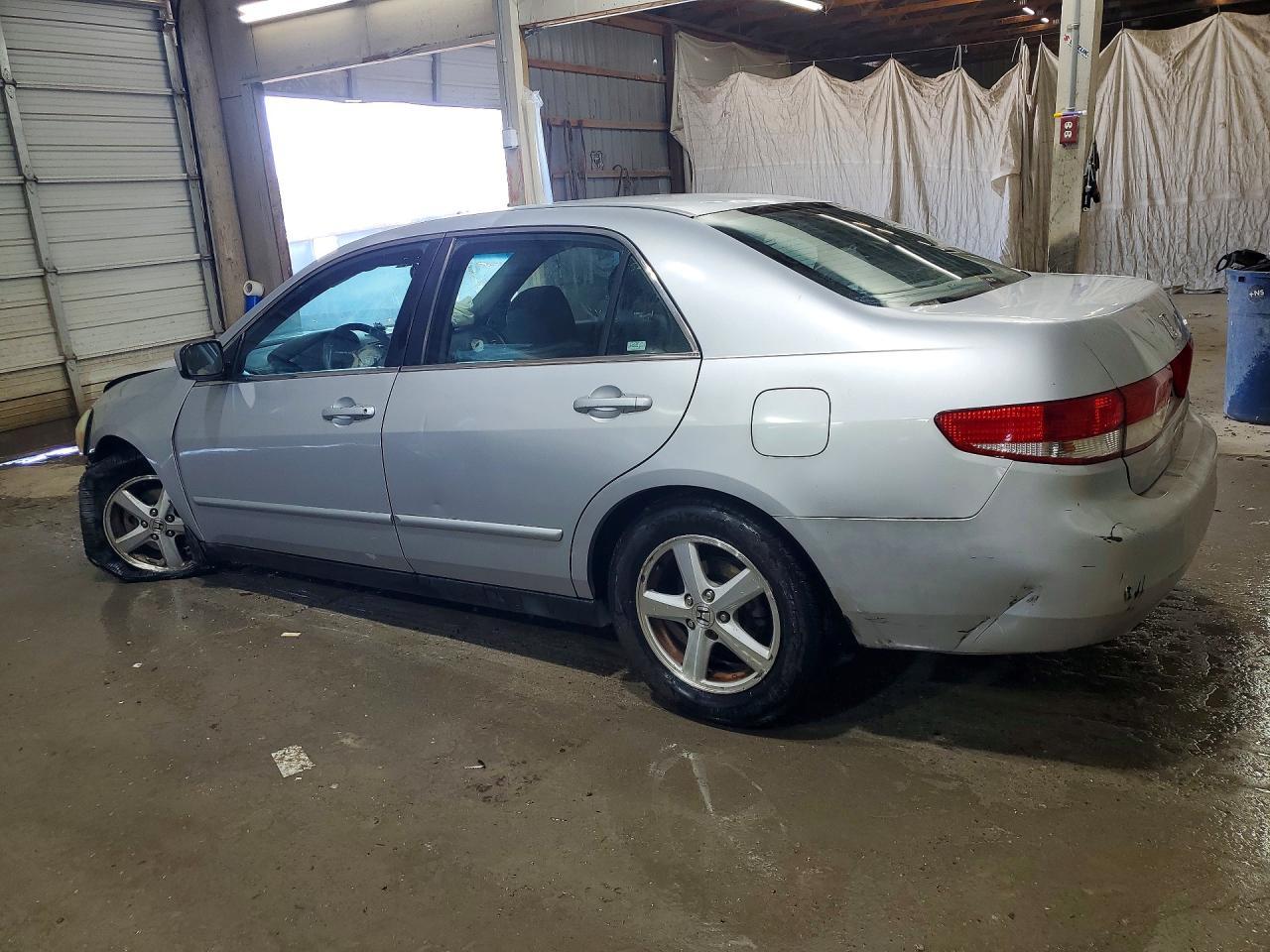 2003 Honda Accord Lx - Image 2