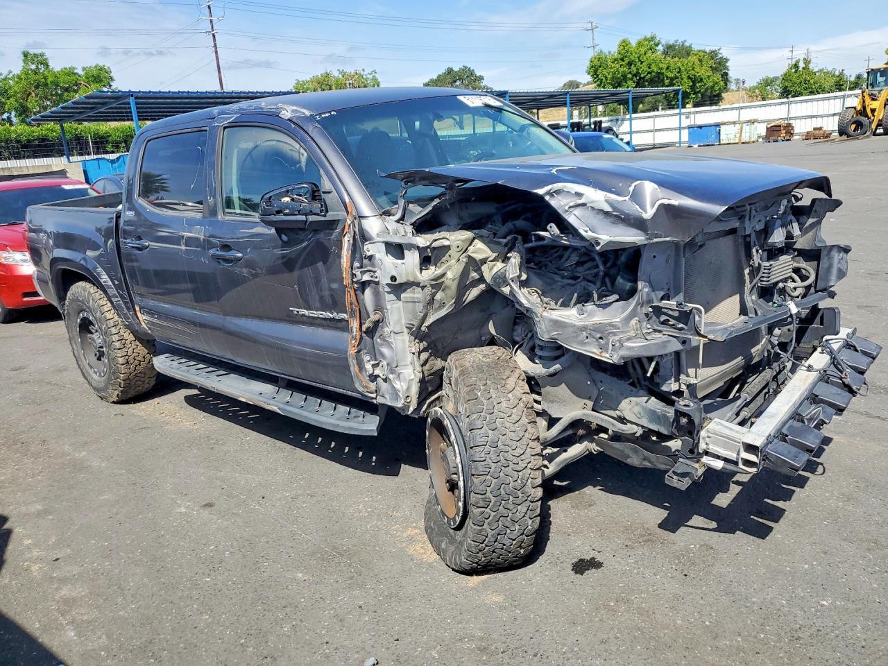 2017 Toyota Tacoma Sr5 V6 - Image 4