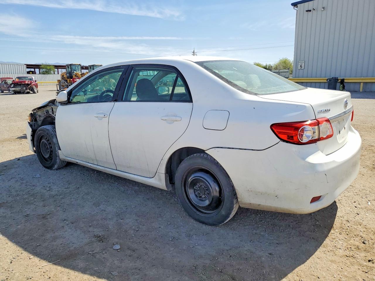 2011 Toyota Corolla Le - Фото 2