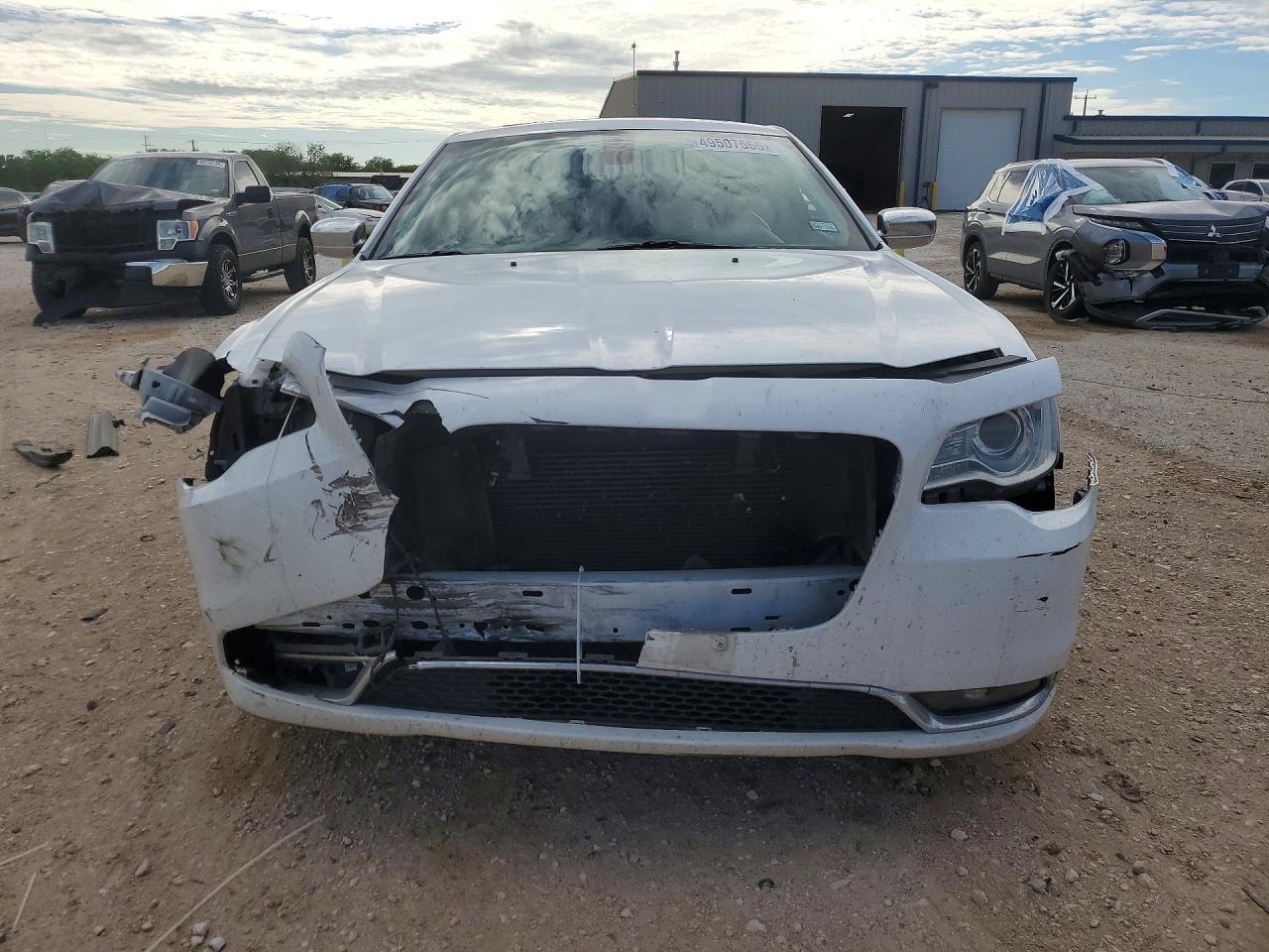 2020 Chrysler 300 Limited - Image 5