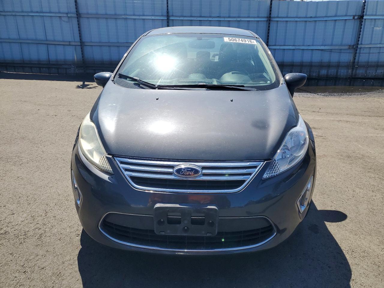 2011 Ford Fiesta Sel - Image 5