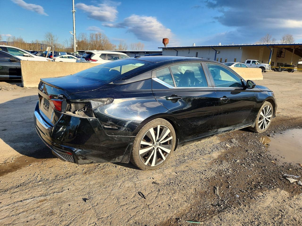2020 Nissan Altima 2.5 Sr - Фото 3