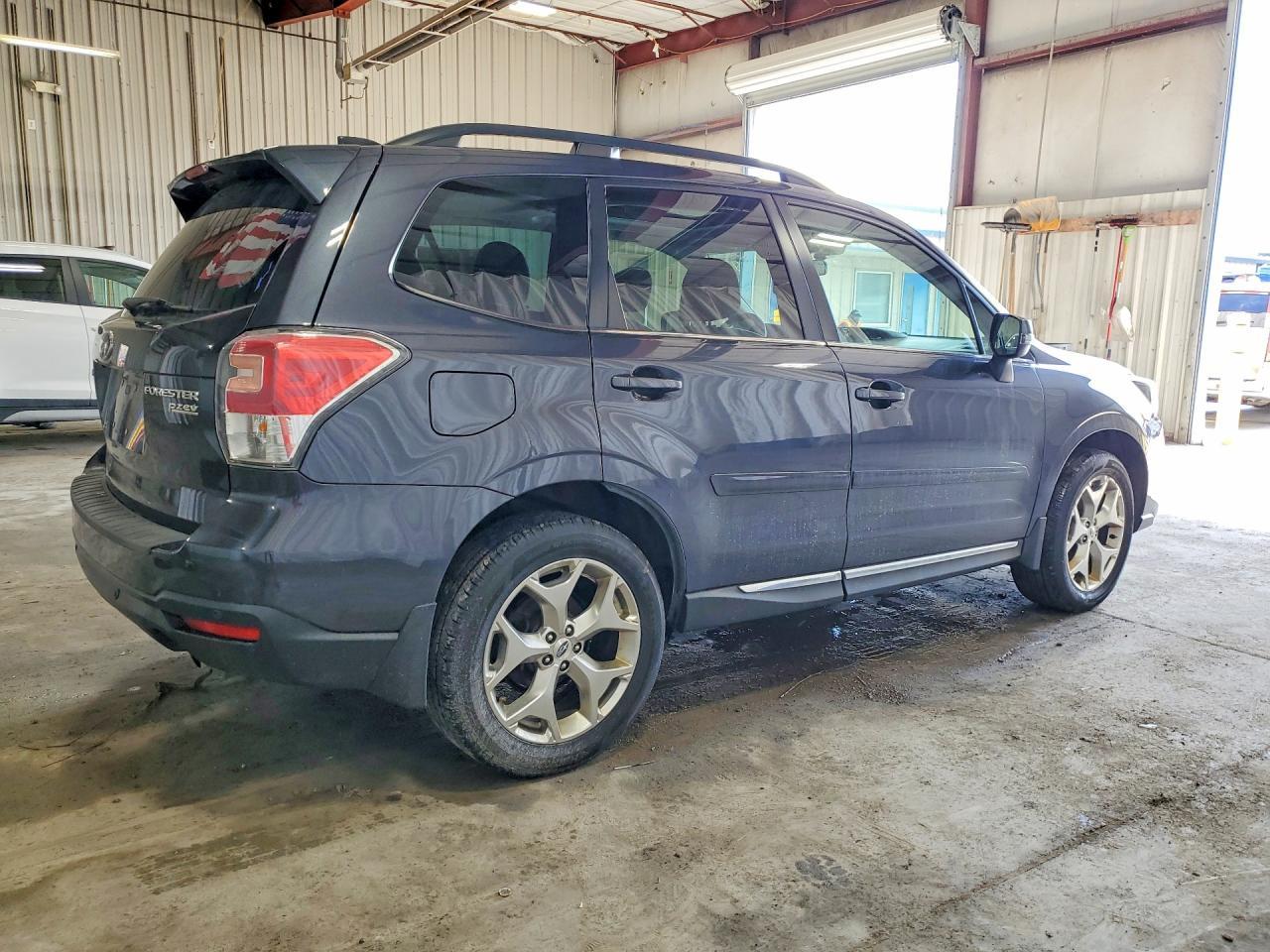 2017 Subaru Forester 2.5I Touring - Image 3