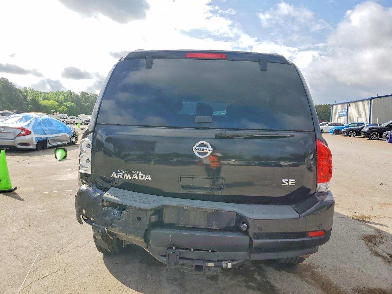 2010 Nissan Armada Se - Image 6