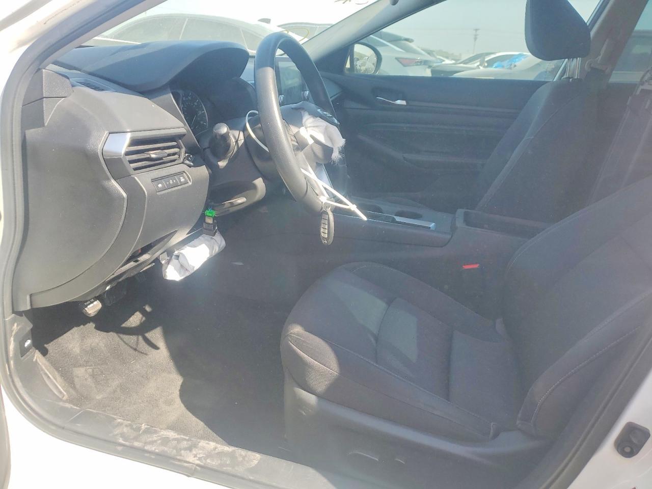 2019 Nissan Altima S - Фото 7