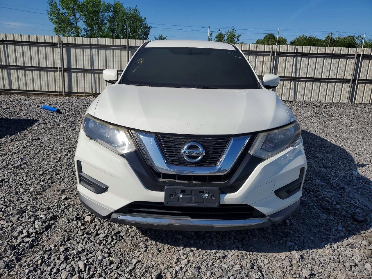 2017 Nissan Rogue S - Image 5