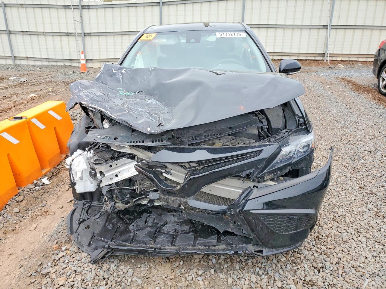 2022 Toyota Camry Se - Фото 5