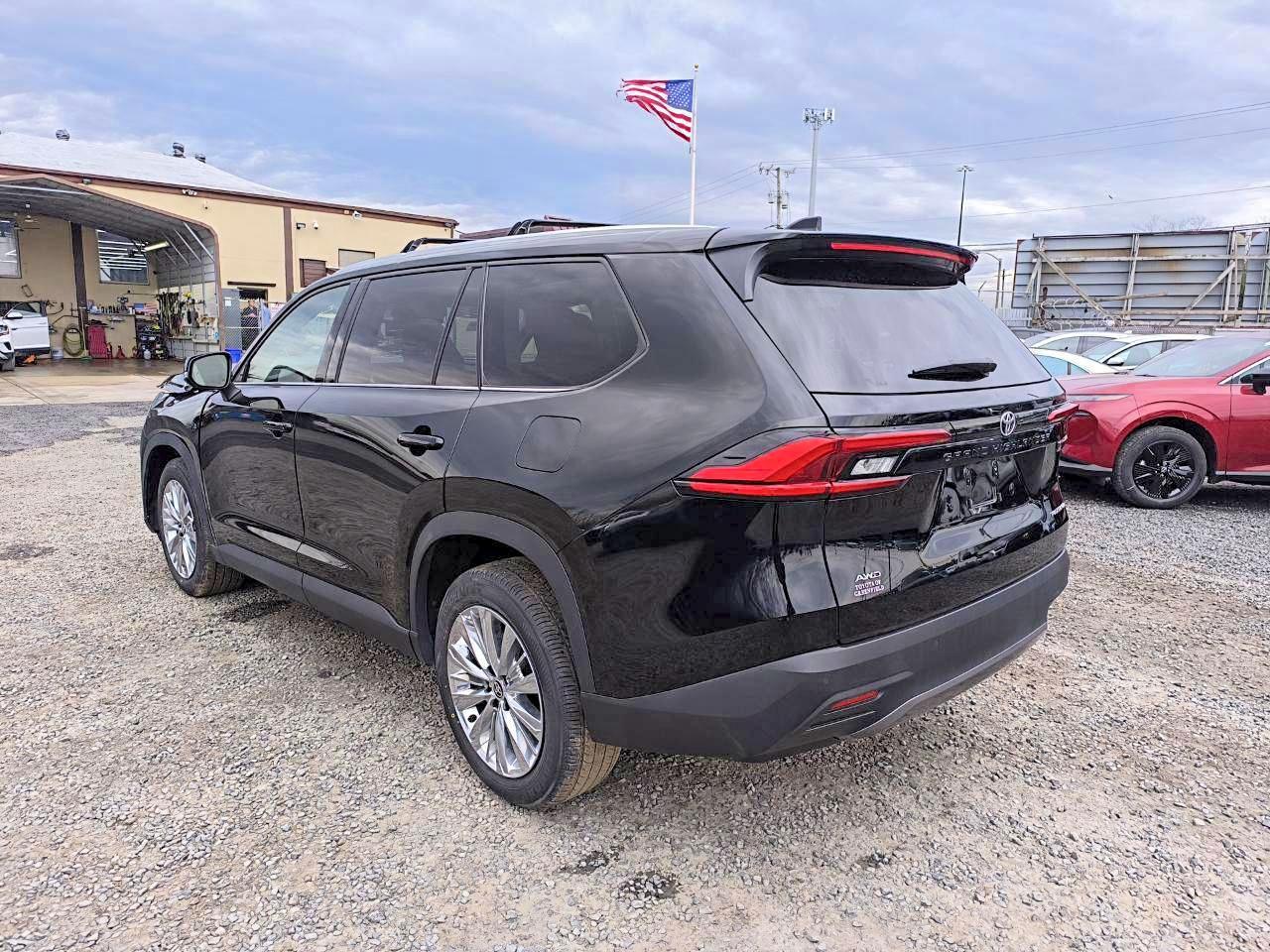 2024 Toyota Grand Highlander Platinum - Фото 2