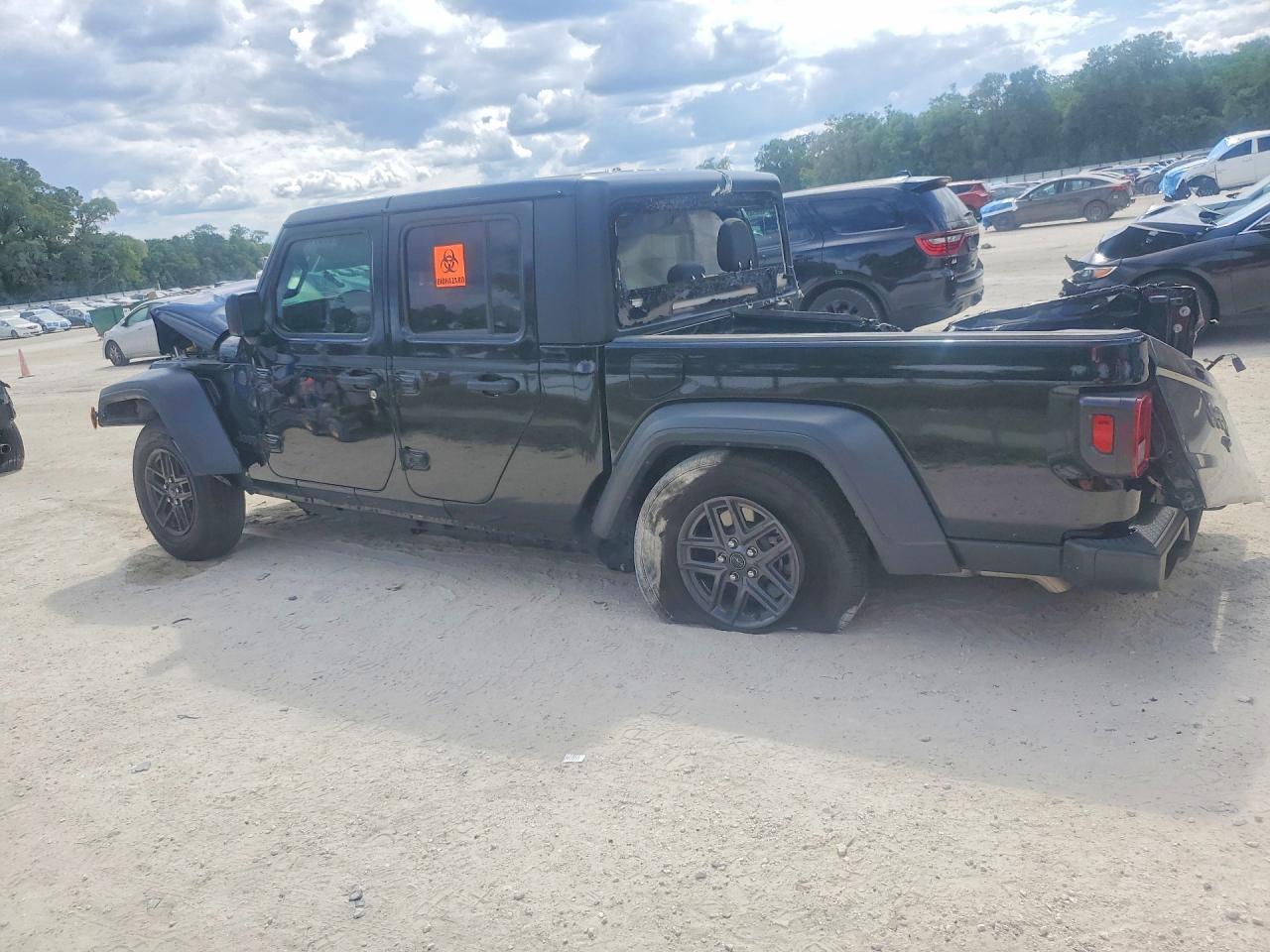 2025 Jeep Gladiator Sport - Фото 2