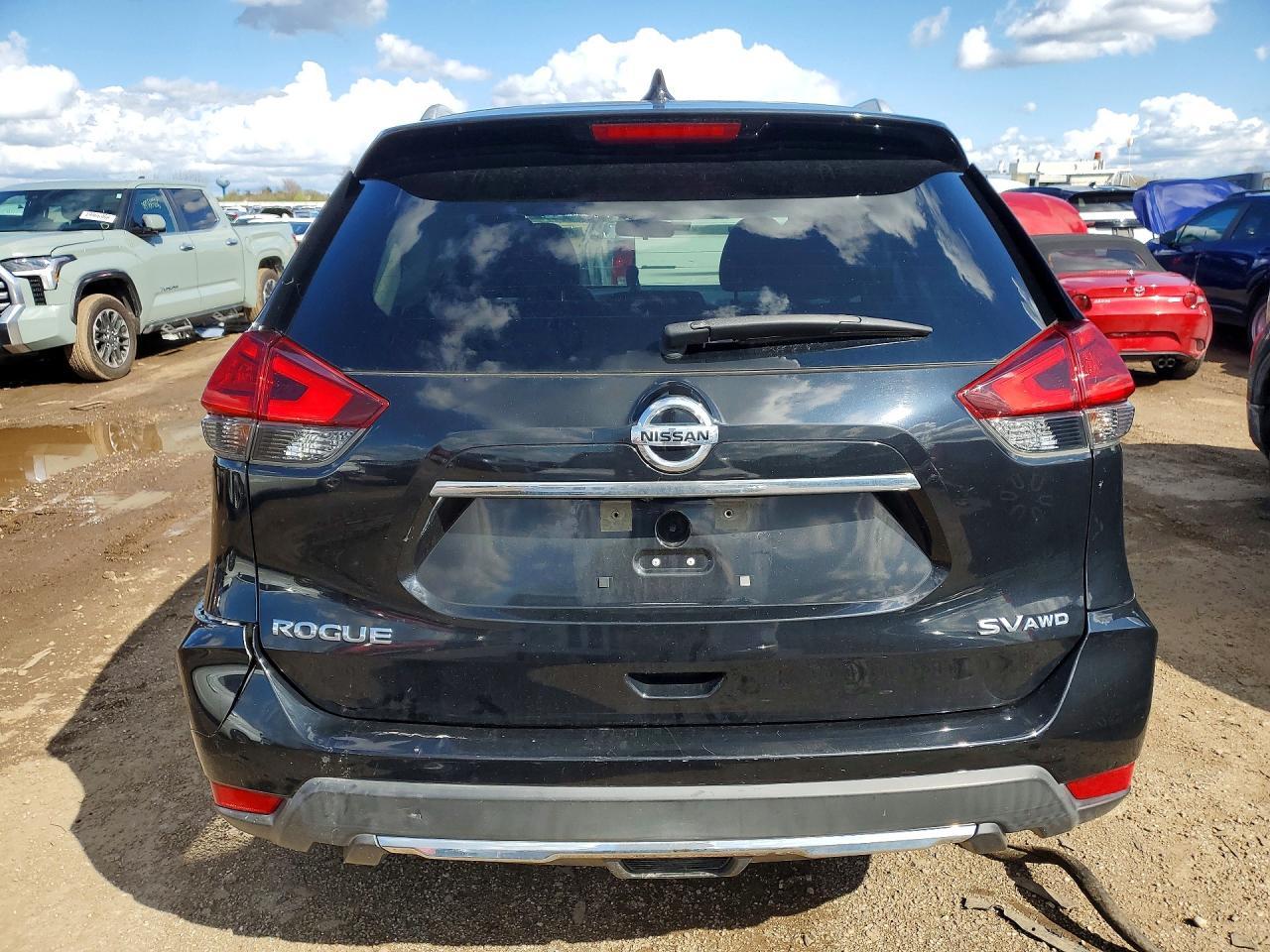 2017 Nissan Rogue Sv - Image 6