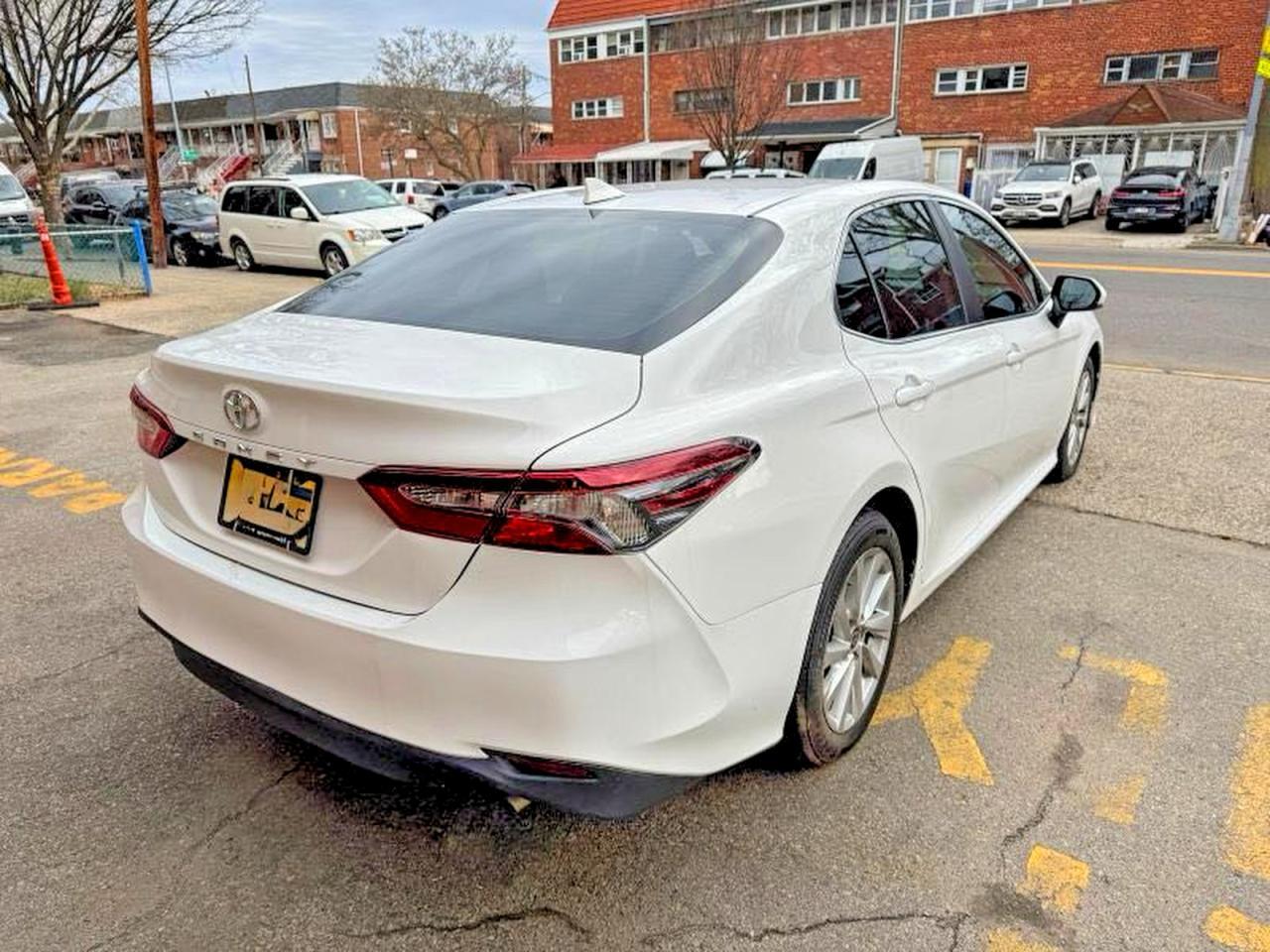 2021 Toyota Camry Le - Image 4