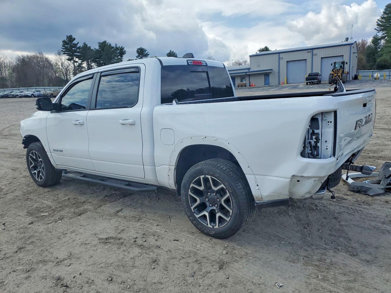 2025 Ram 1500 Laramie - Фото 2