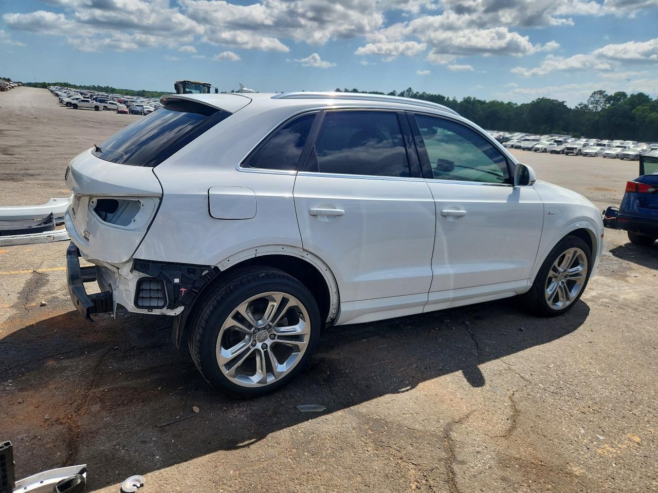 2018 Audi Q3 Premium Plus - Image 3