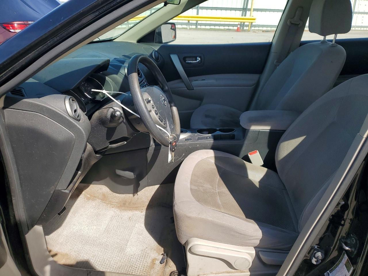 2014 Nissan Rogue Select S - Image 7