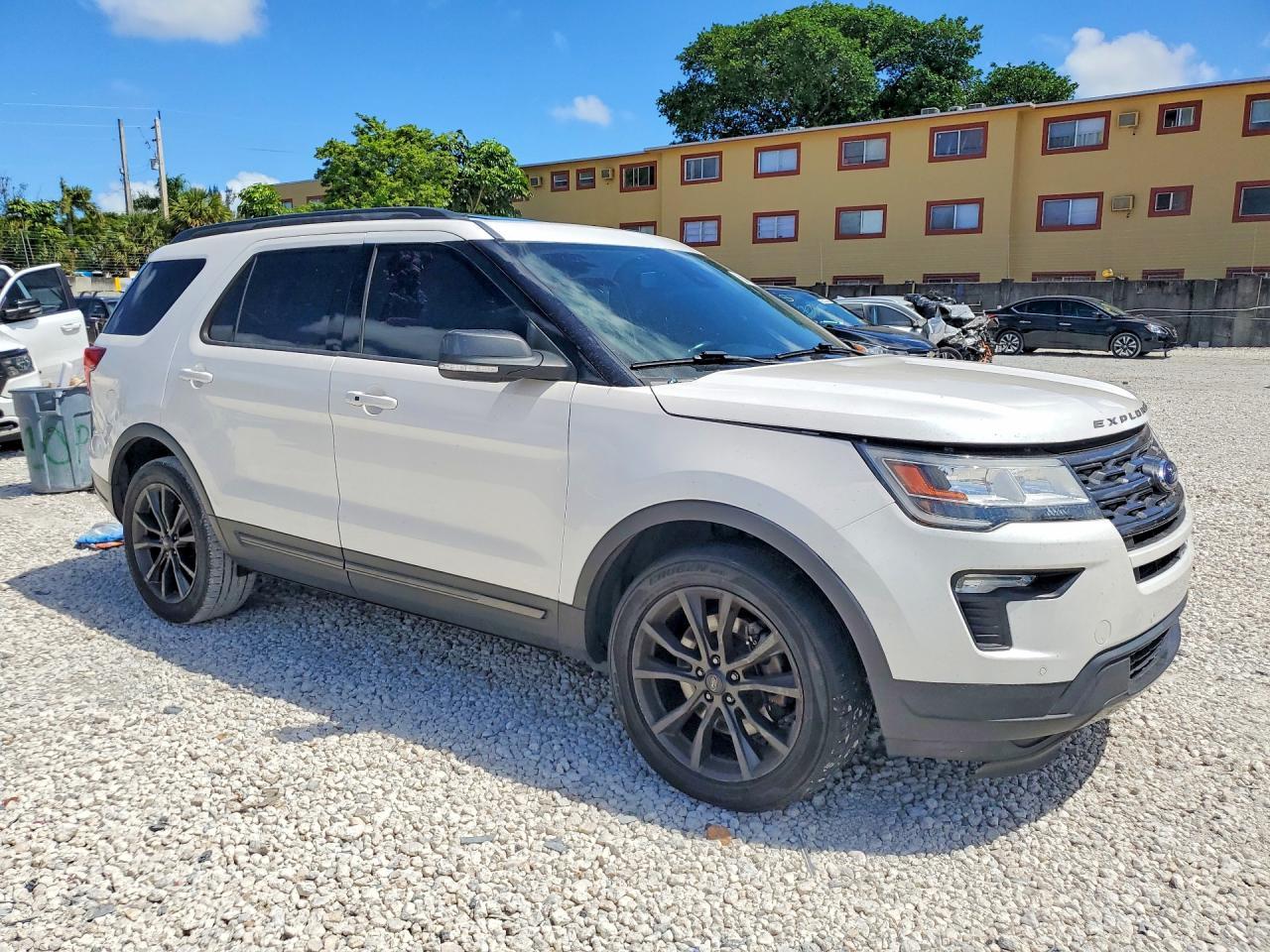 2018 Ford Explorer Xlt - Фото 4