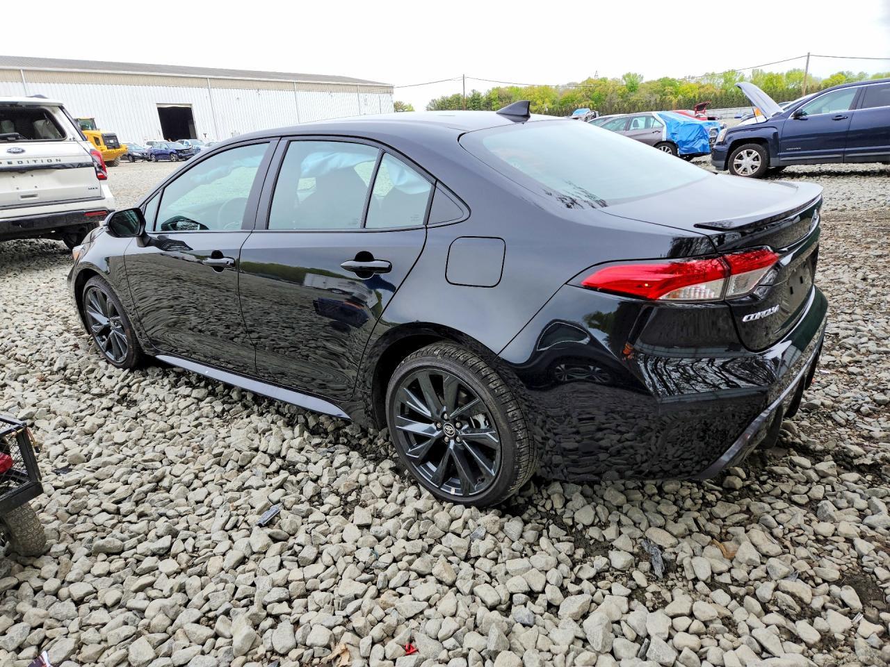 2026 Toyota Corolla Se - Image 2