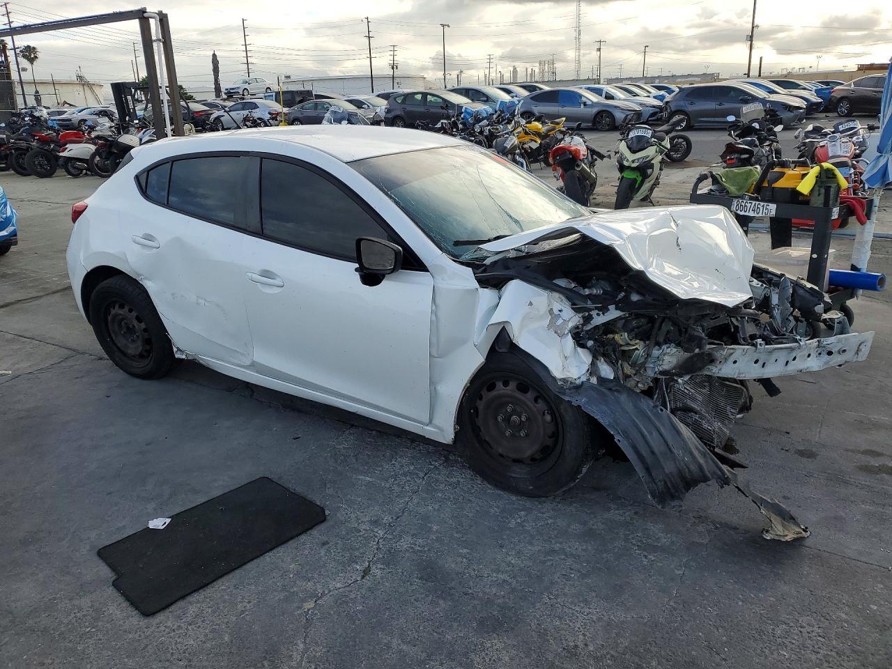 2014 Mazda 3 Sport - Фото 4