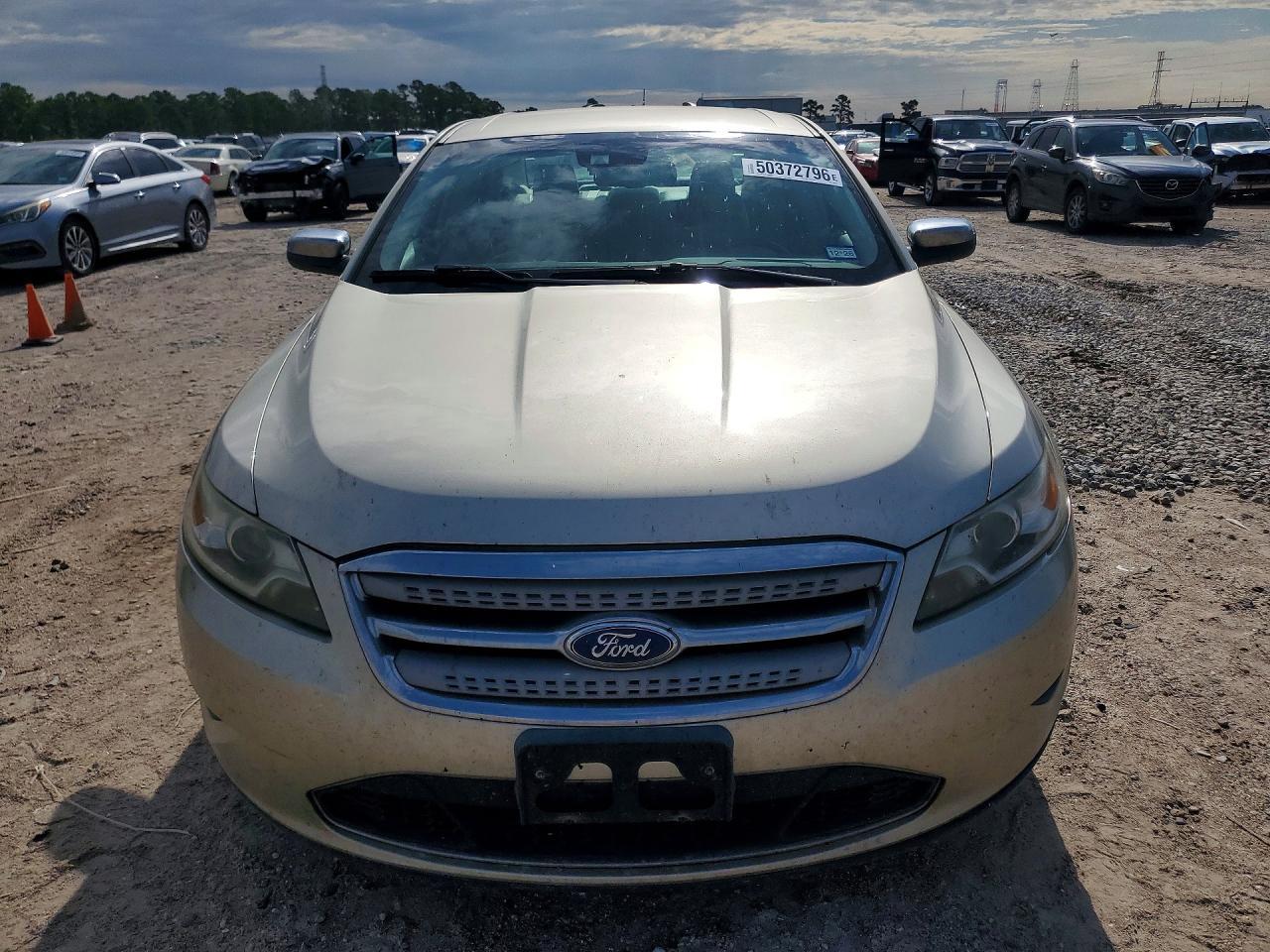 2011 Ford Taurus Limited - Фото 5
