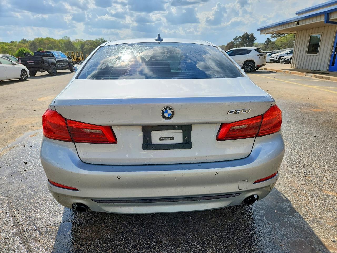 2019 BMW 530 I - Фото 6