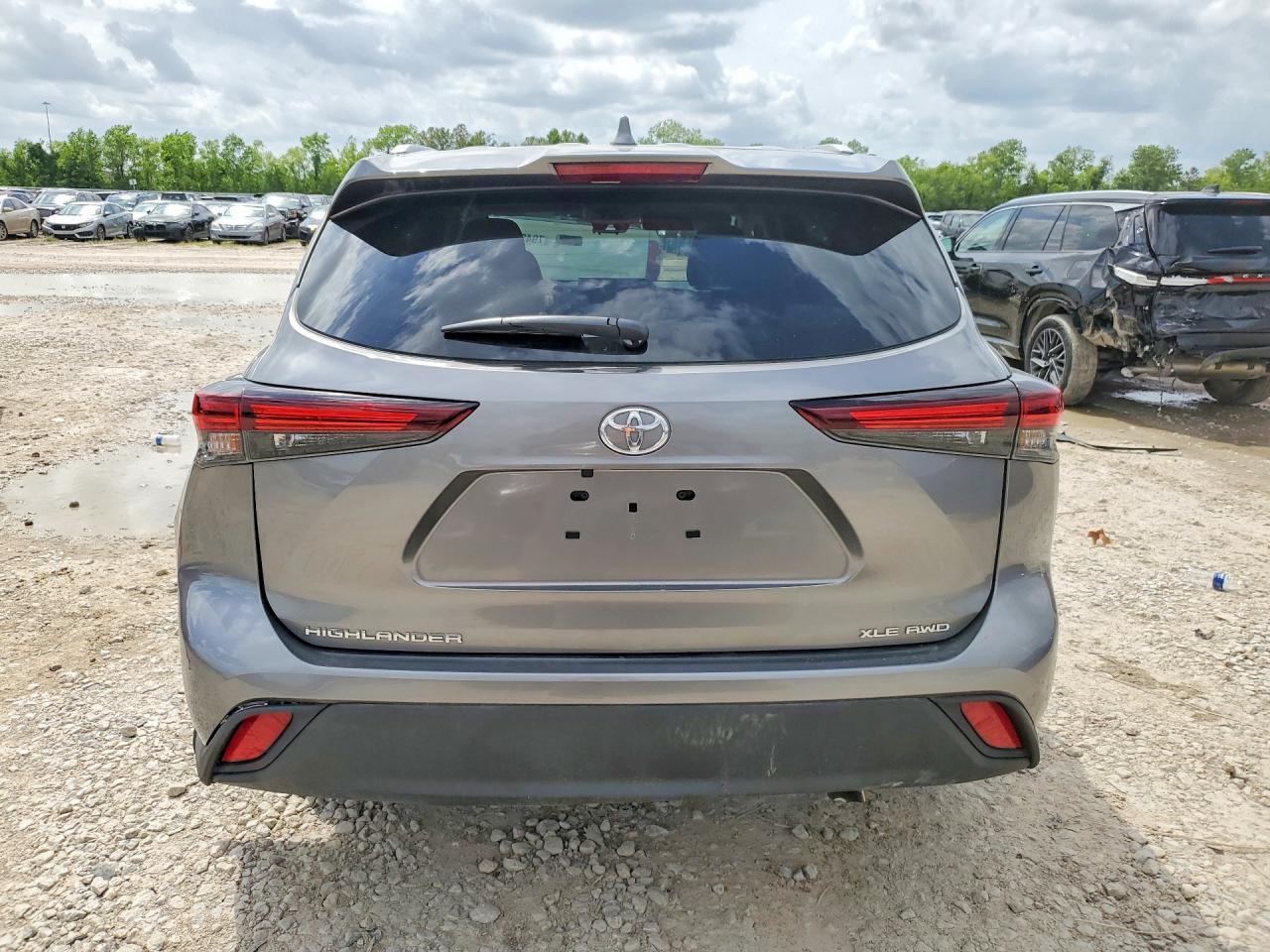 2026 Toyota Highla Xle - Фото 6