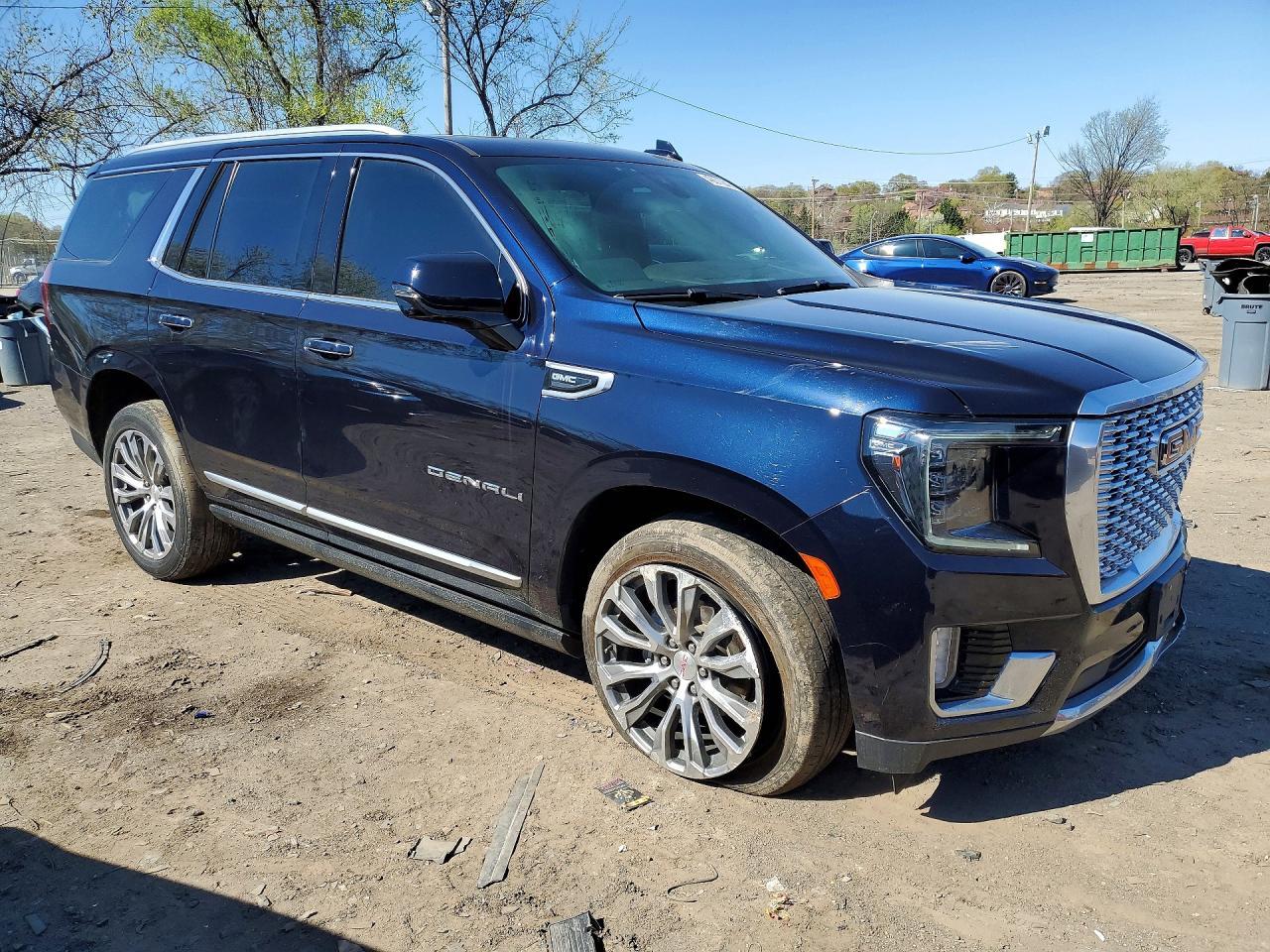 2021 GMC Yukon Denali - Image 4