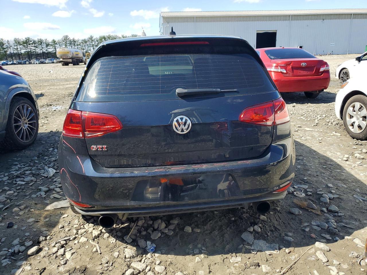 2017 Volkswagen Gti Sport - Image 6