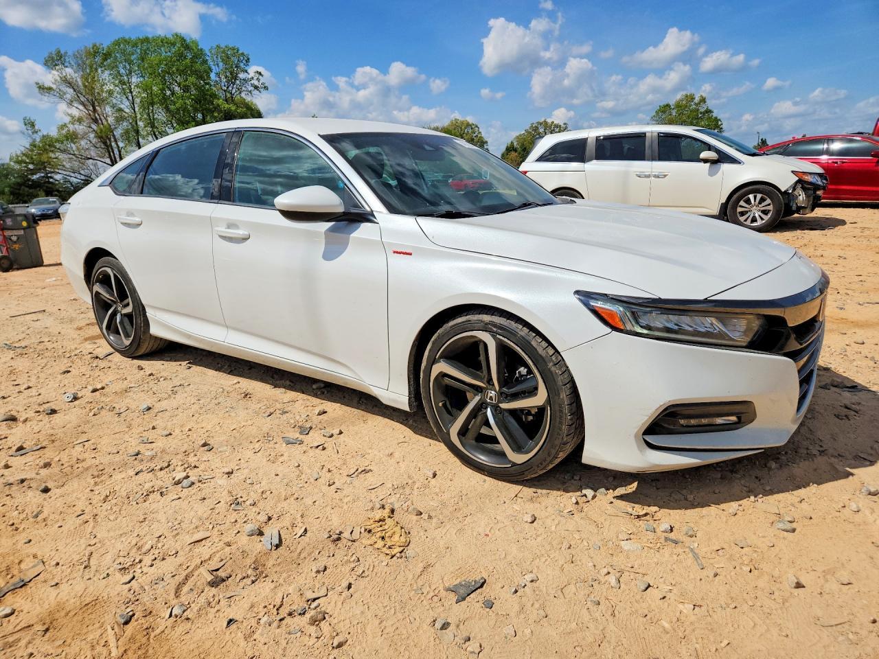 2020 Honda Accord Sport - Image 4