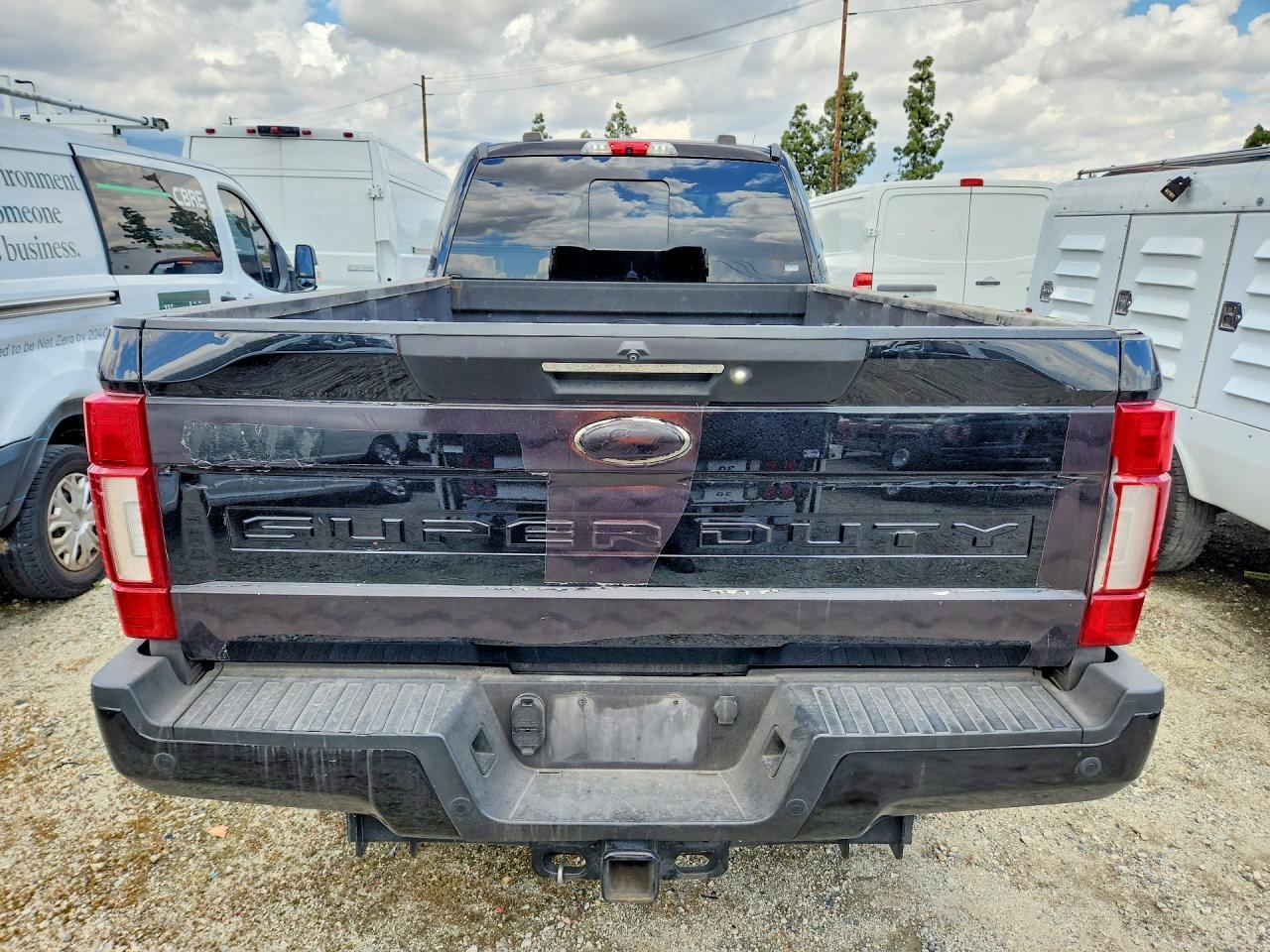 2020 Ford F350 Super Duty - Image 6