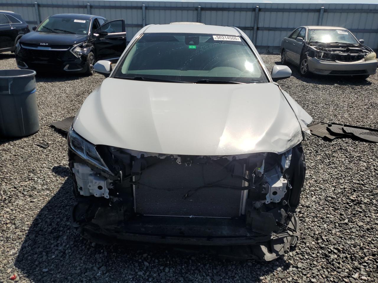 2022 Toyota Camry Le - Image 5