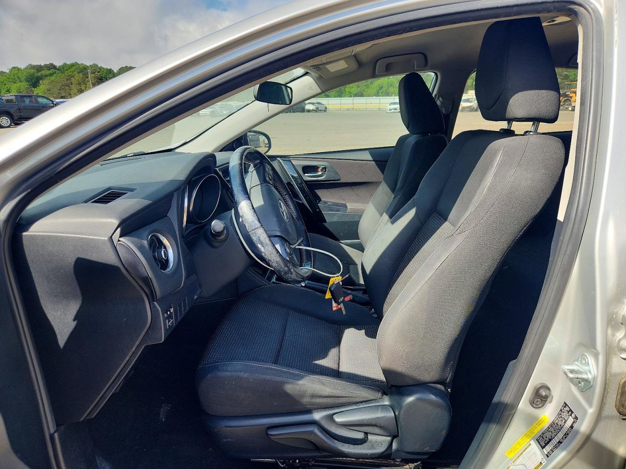 2016 Scion Im Base - Image 7