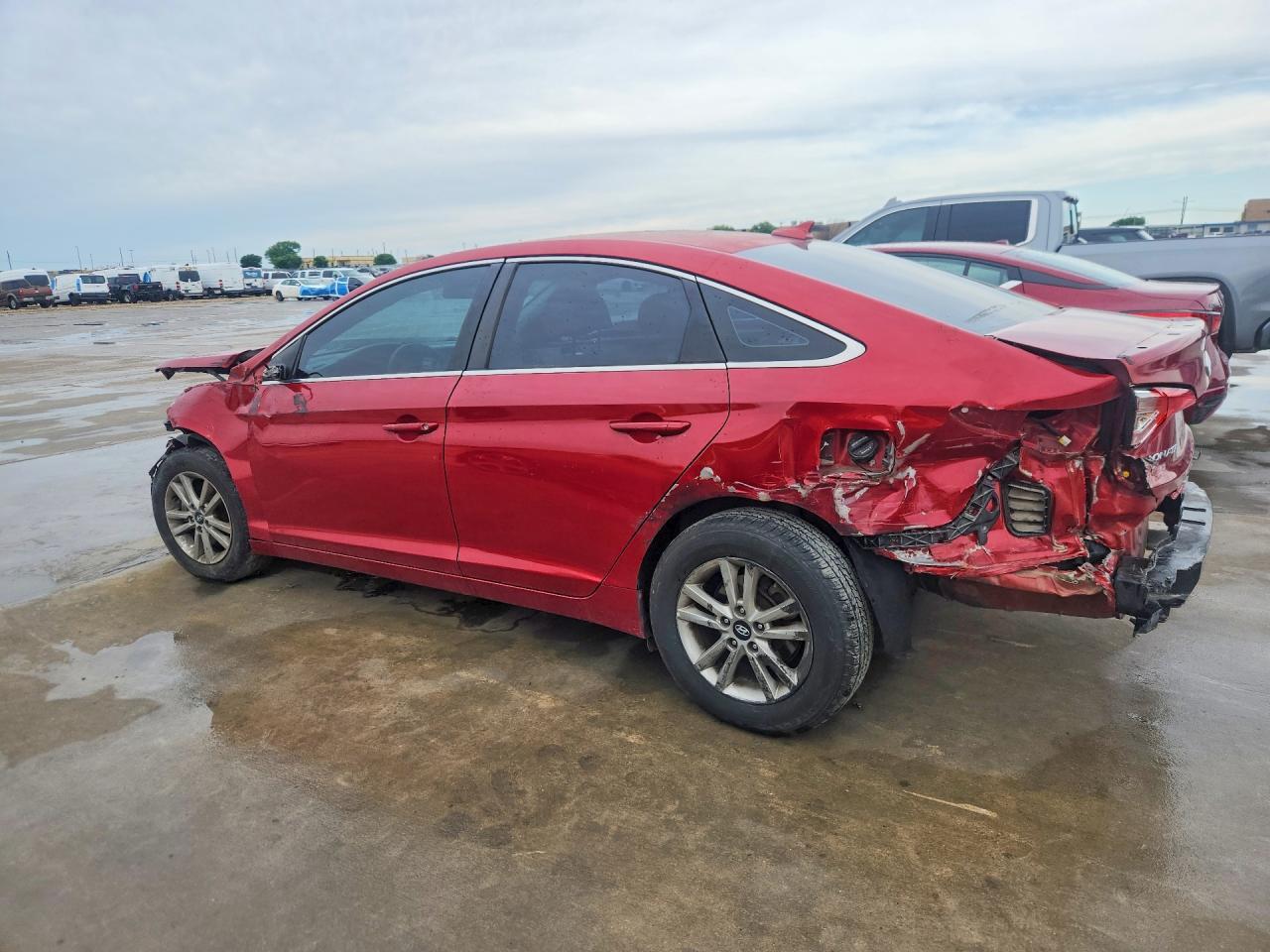 2017 Hyundai Sonata Base - Фото 2