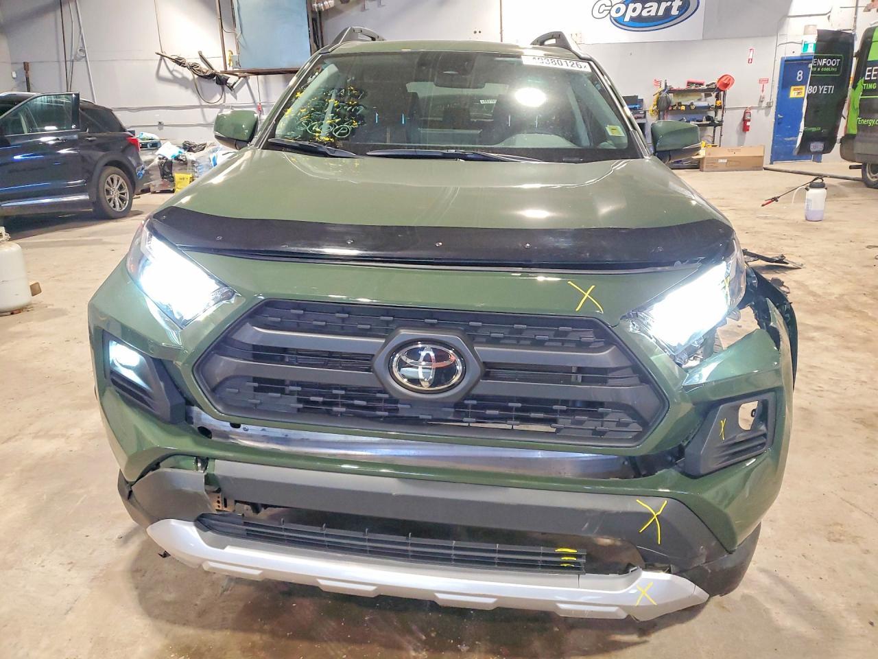 2025 Toyota Rav4 - Image 5