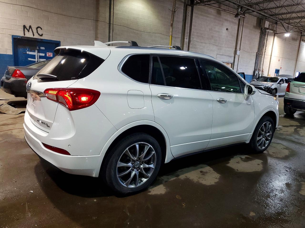 2020 Buick Envision Essence - Image 3