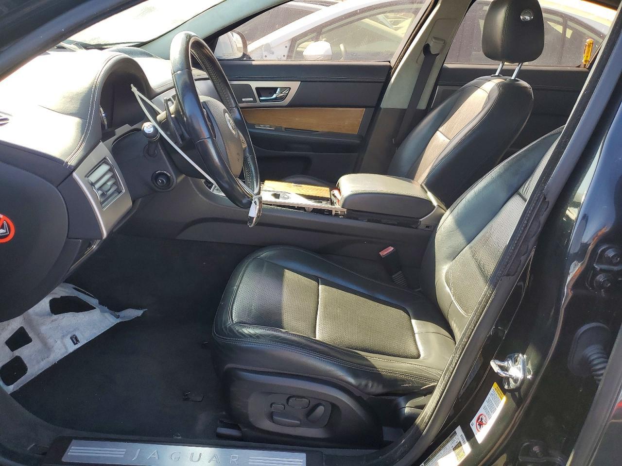 2010 Jaguar Xf Supercharged - Image 7