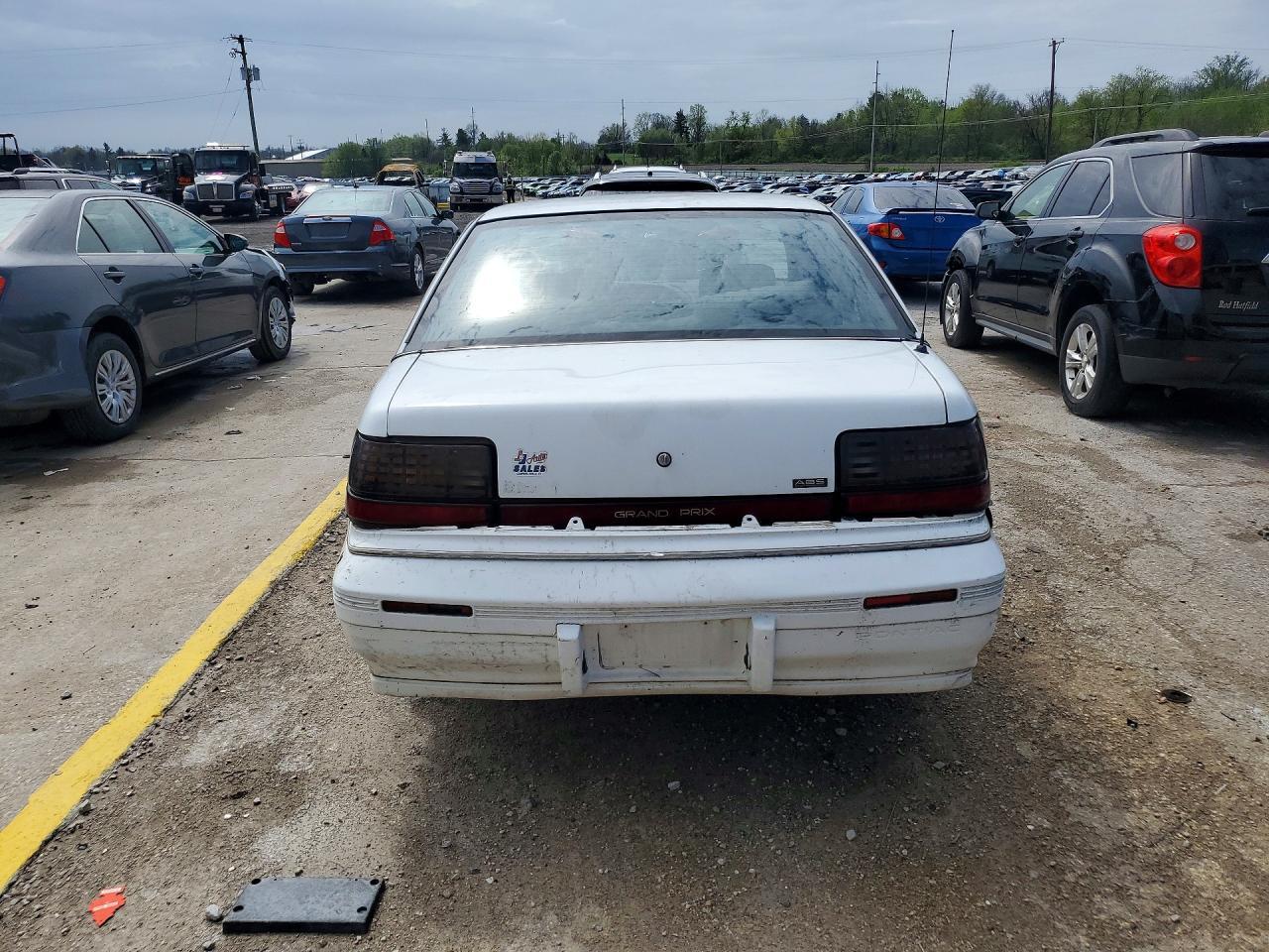 1994 Pontiac Grand Prix Se - Фото 6