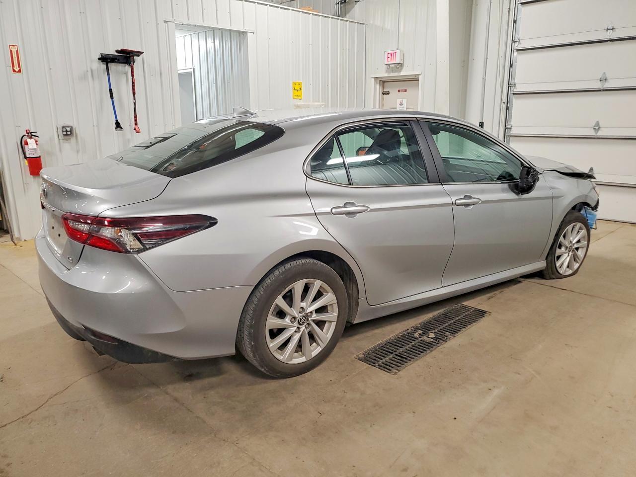 2023 Toyota Camry Le - Image 3
