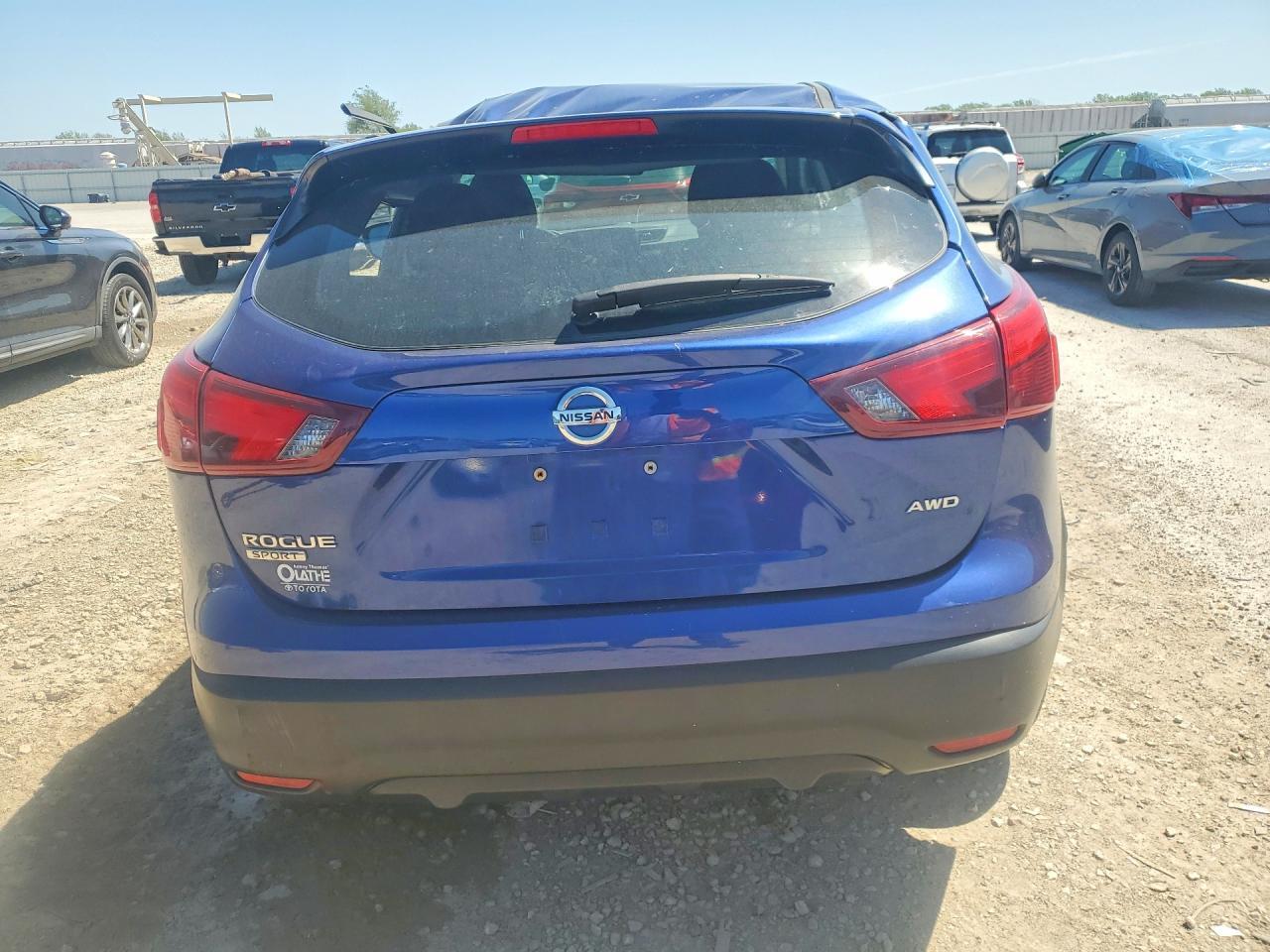 2018 Nissan Rogue Sport S - Фото 6