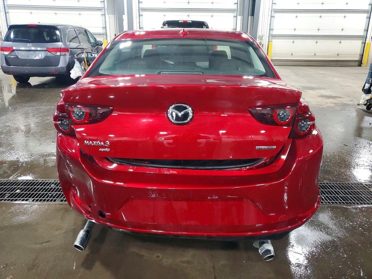 2020 Mazda 3 Premium - Фото 6