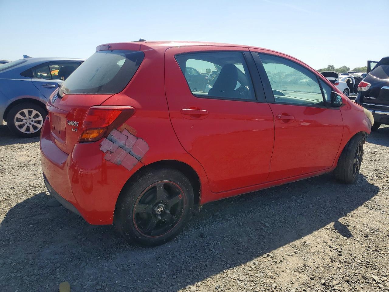 2016 Toyota Yaris 5-Door Le - Фото 3