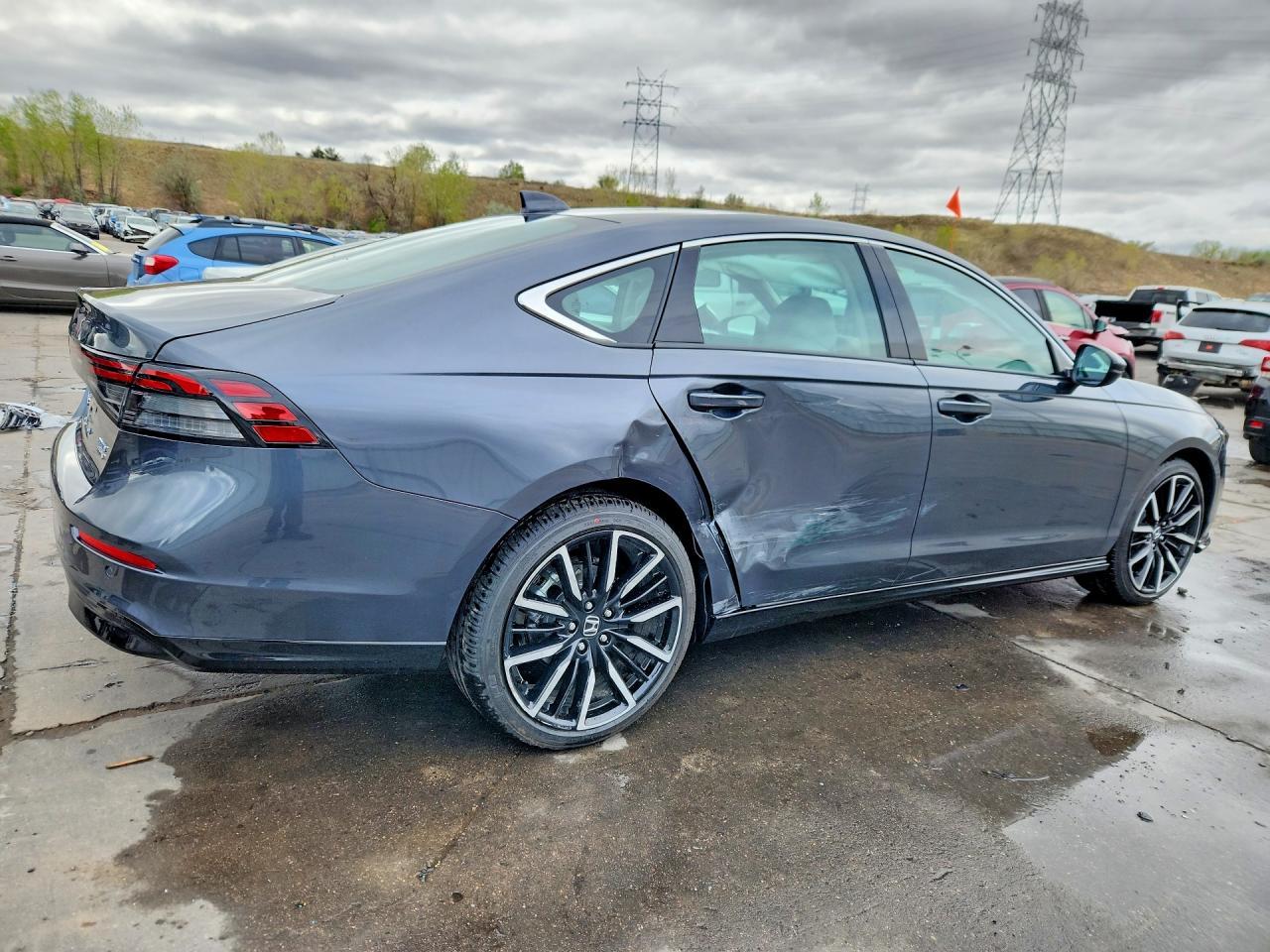 2025 Honda Accord Touring Hybrid - Image 3