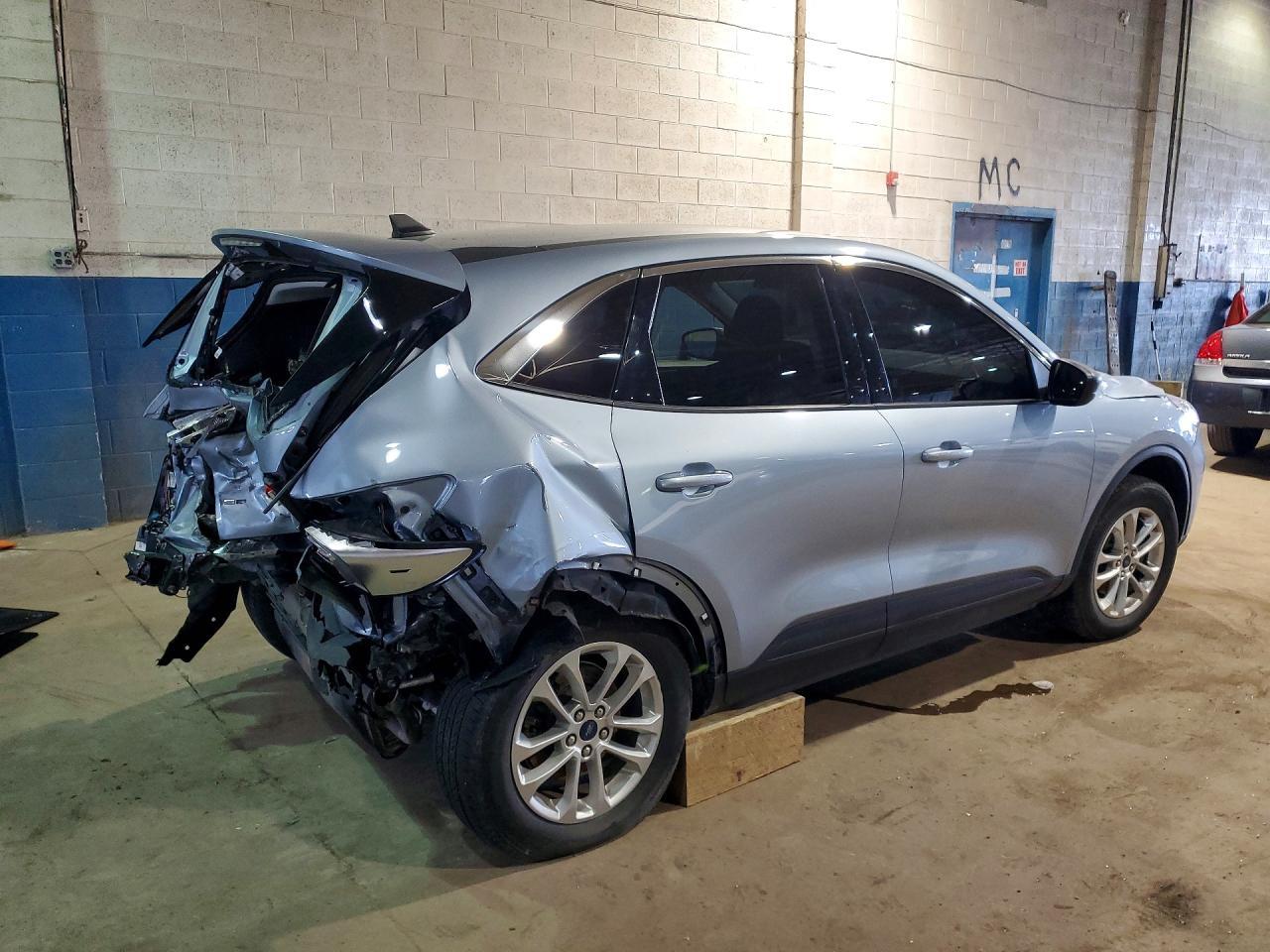 2022 Ford Escape Se - Image 3