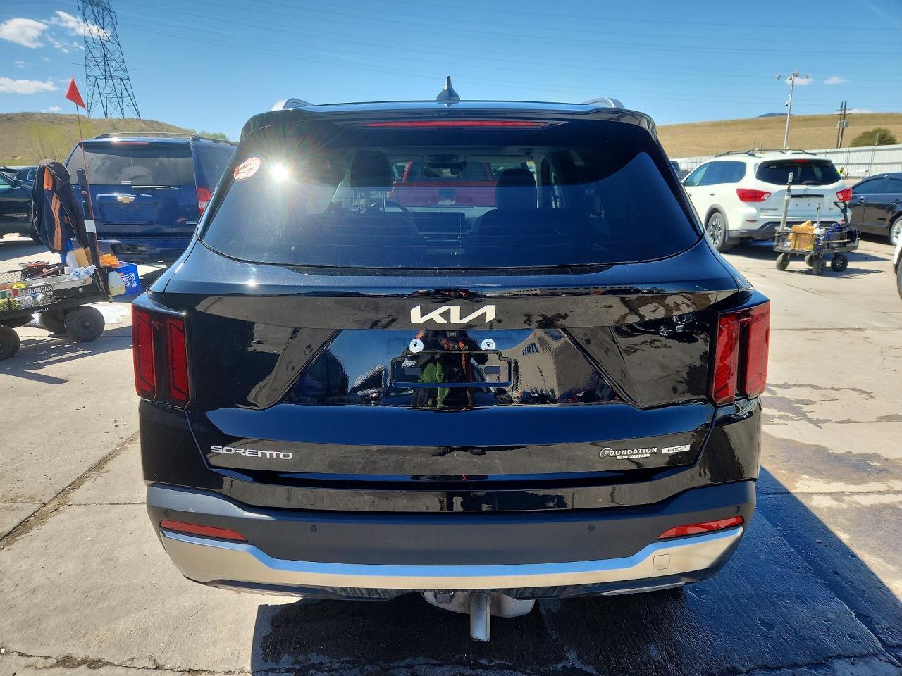 2025 Kia Sorento Ex - Image 6