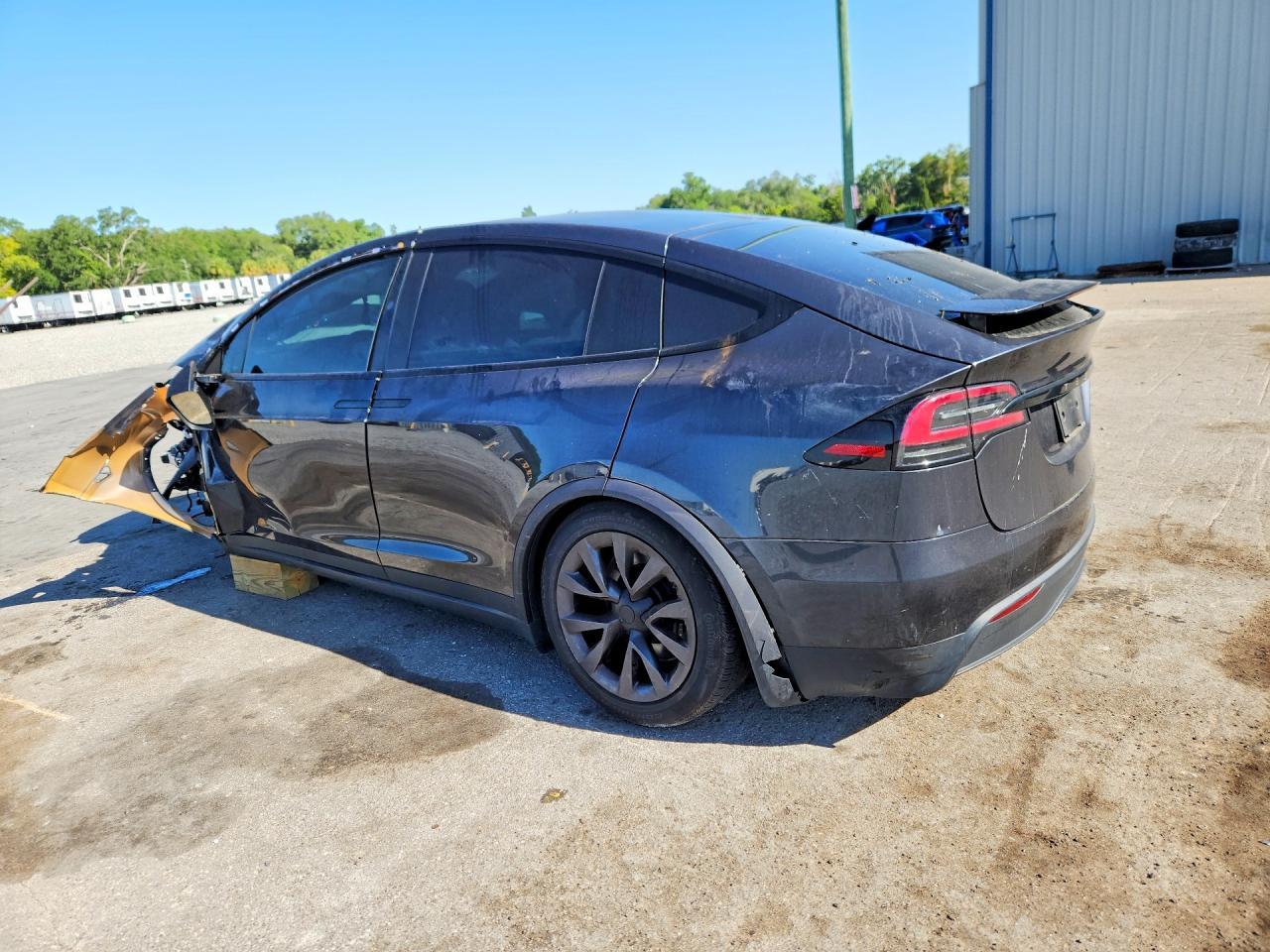 2024 Tesla Model X - Image 2