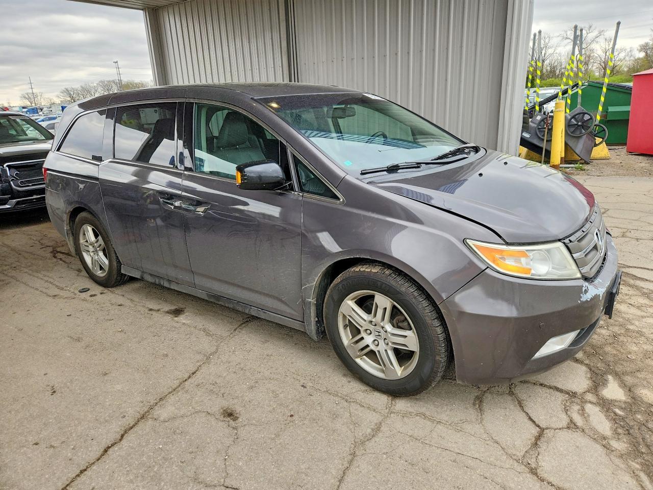2012 Honda Odyssey Touring - Фото 4