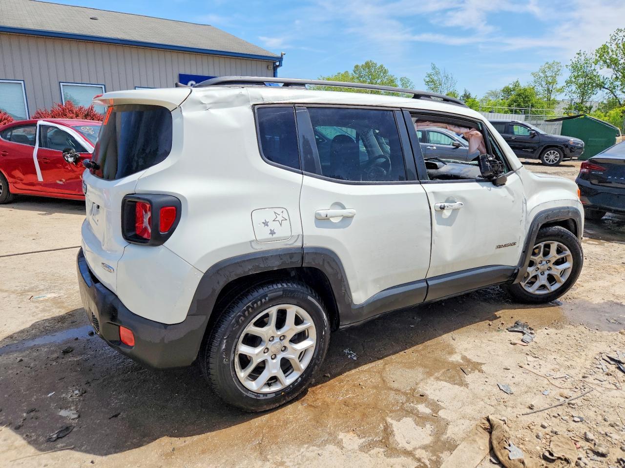 2018 Jeep Renegade Latitude - Фото 3