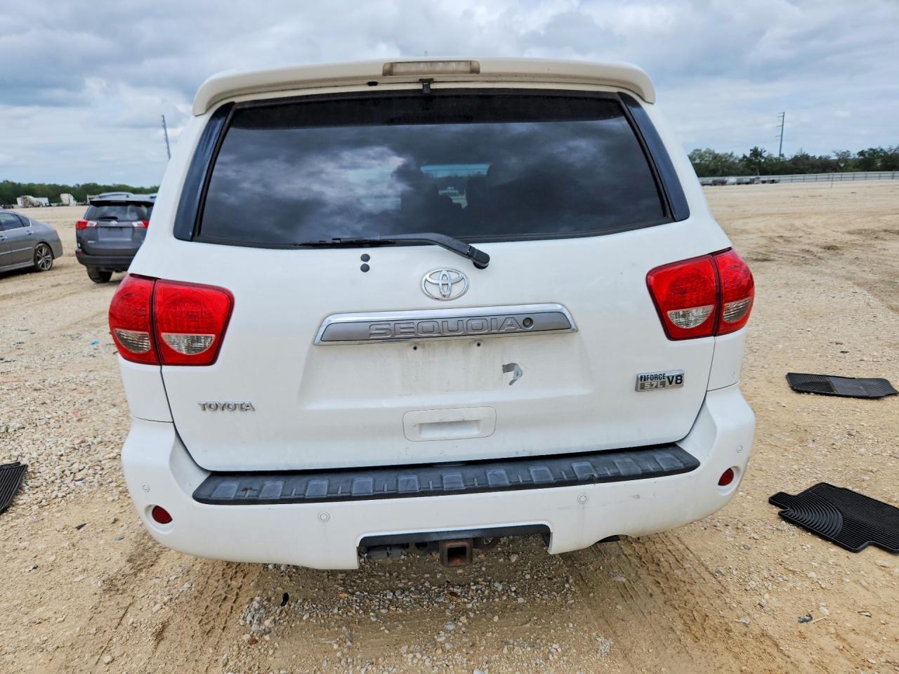 2008 Toyota Sequoia Limited - Image 6