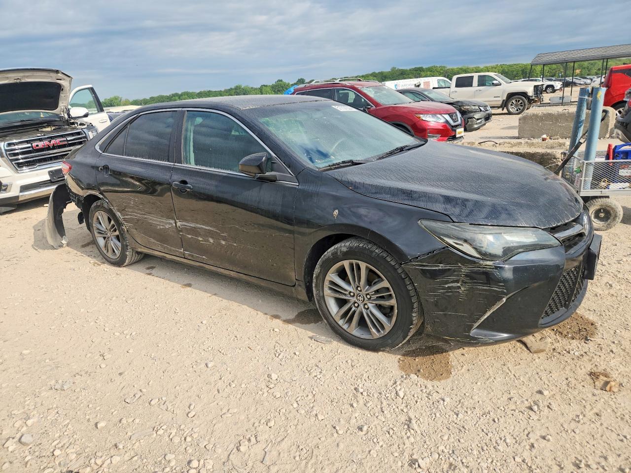 2017 Toyota Camry Se - Фото 4